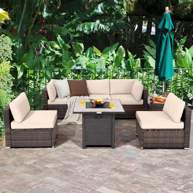 Ensemble de mobilier de jardin en rotin Costway 7 pièces avec housse pour table de foyer extérieur 30 pouces - Voir les détails