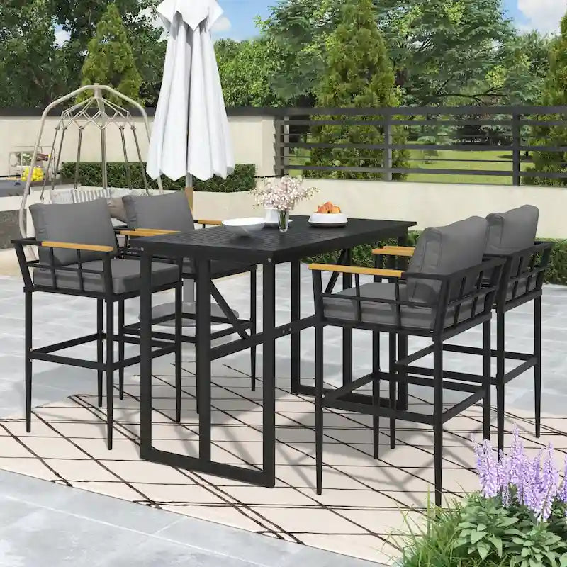 Ensemble de salle à manger d'extérieur 5 pièces en fer avec 4 chaises et coussins amovibles. Table et chaises modernes pour terrasse ou cour.