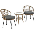 Ensemble de salle à manger d'extérieur 3 pièces comprenant une table basse ronde en verre avec étagère de rangement et 2 chaises en rotin avec coussins.