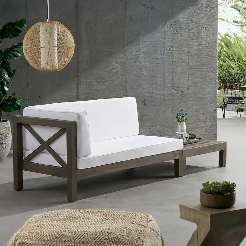 Ensemble canapé deux places et table basse d'extérieur Brava en bois d'acacia avec accoudoir gauche et coussin, par Christopher Knight Home