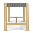 Banc contemporain d'extérieur/intérieur WYNDENHALL Soraya 45,7 cm x 116,8 cm (18 po x 46 po) - Profondeur : 40 cm (15,7 po) ; largeur : 116,8 cm (46 po) ; hauteur : 45,5 cm (17,9 po)