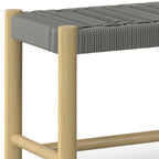 Banc contemporain d'extérieur/intérieur WYNDENHALL Soraya 45,7 cm x 116,8 cm (18 po x 46 po) - Profondeur : 40 cm (15,7 po) ; largeur : 116,8 cm (46 po) ; hauteur : 45,5 cm (17,9 po)
