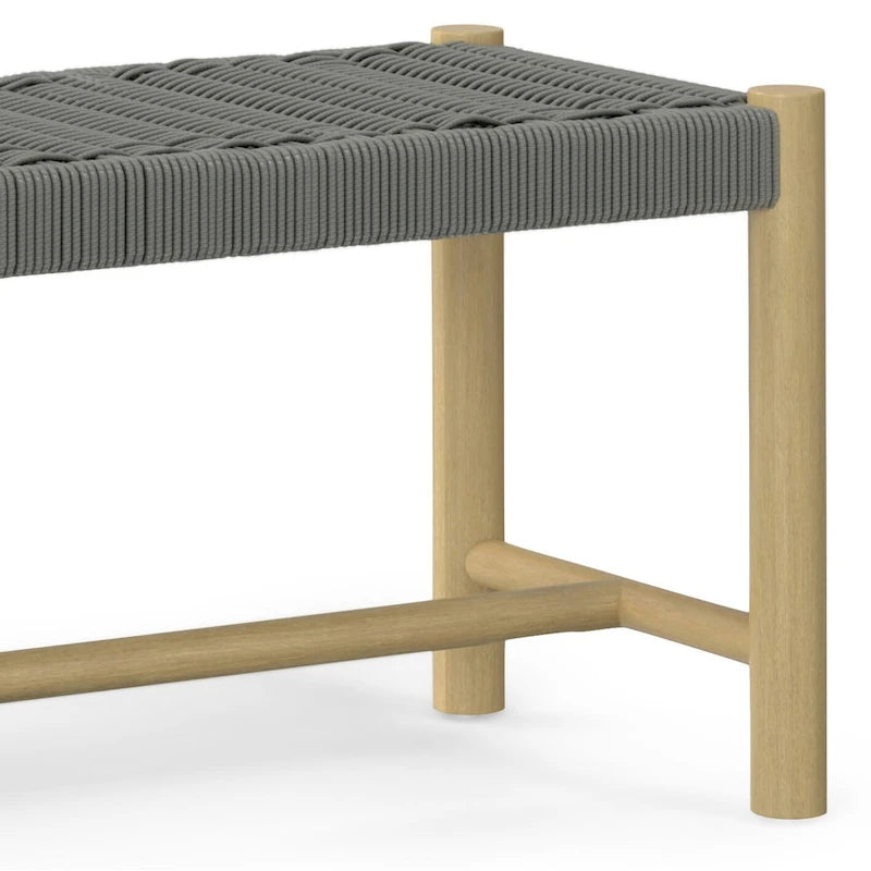 Banc contemporain d'extérieur/intérieur WYNDENHALL Soraya 45,7 cm x 116,8 cm (18 po x 46 po) - Profondeur : 40 cm (15,7 po) ; largeur : 116,8 cm (46 po) ; hauteur : 45,5 cm (17,9 po)