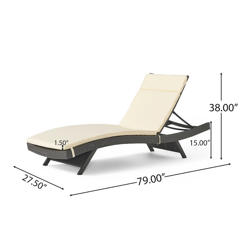 Chaise longue d'extérieur Hypoint en osier sans accoudoirs avec coussin, par Christopher Knight Home