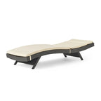 Chaise longue d'extérieur Hypoint en osier sans accoudoirs avec coussin, par Christopher Knight Home