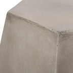 Table d'appoint légère en béton Felix par Christopher Knight Home