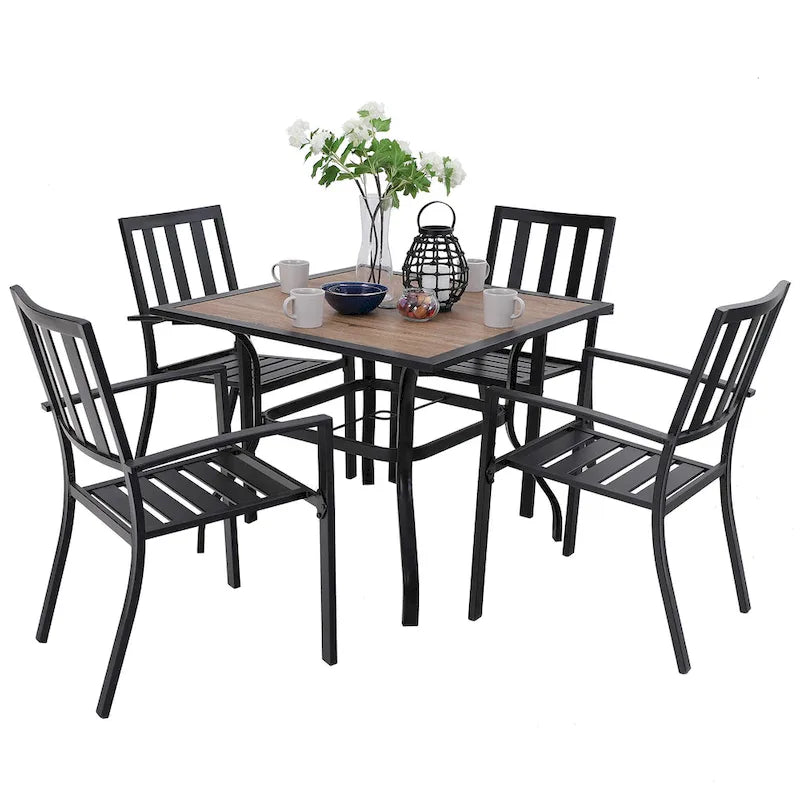 Ensemble de patio MAISON ARTS 5 pièces comprenant une table en faux bois et des chaises empilables en métal - Ensemble de 5 pièces