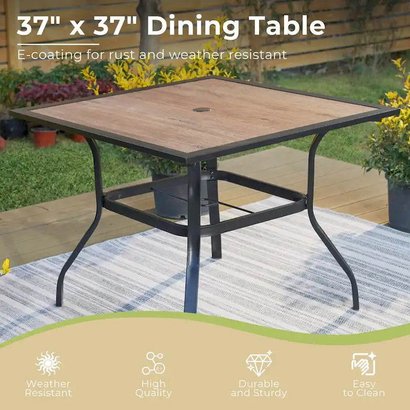 Ensemble de patio MAISON ARTS 5 pièces comprenant une table en faux bois et des chaises empilables en métal - Ensemble de 5 pièces