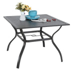 Ensemble de salle à manger d'extérieur 5 pièces, comprenant 1 table à structure en acier avec trou pour parasol et 4 chaises de jardin à ressorts en C