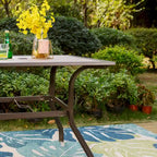 Ensemble de salle à manger d'extérieur 5 pièces, comprenant 1 table à structure en acier avec trou pour parasol et 4 chaises de jardin à ressorts en C