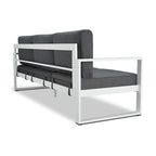 Canapé d'extérieur Baltic blanc avec coussins gris par Real Flame