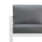 Canapé d'extérieur Baltic blanc avec coussins gris par Real Flame