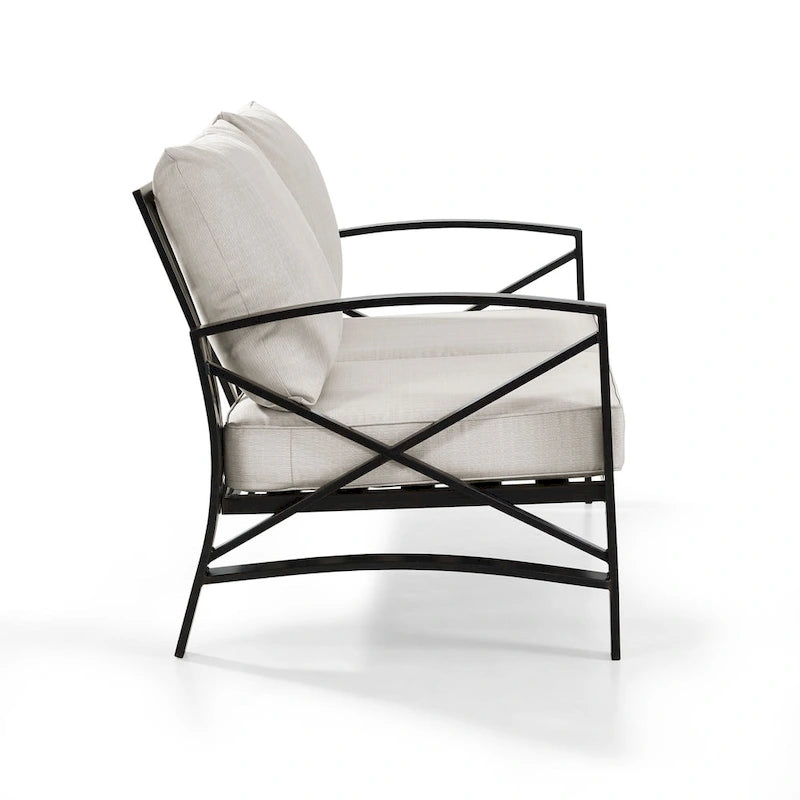 Canapé d'extérieur deux places Crosley Kaplan en acier bronze huilé avec coussins couleur avoine - 137 cm (L) x 77,5 cm (P) x 81 cm (H)
