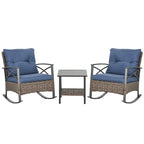 Ensemble de patio Outsunny 3 pièces avec fauteuils à bascule, ensemble bistro d'extérieur en osier comprenant 2 fauteuils à bascule de véranda, une table basse à 2 niveaux et des coussins.