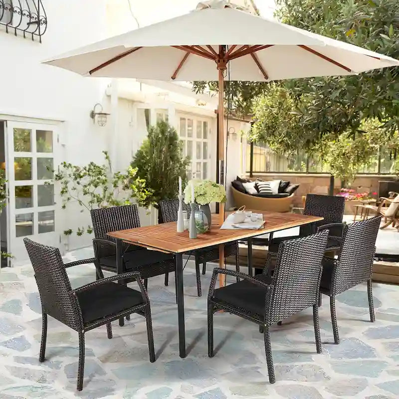 Ensemble table et chaises de jardin en rotin Costway 7 pièces avec coussins - Voir les détails