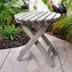 Remedy 19 Table pliante ronde en bois de cèdre assemblée