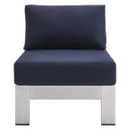 Chaise de patio extérieure sans accoudoirs en aluminium et tissu Sunbrella Shore