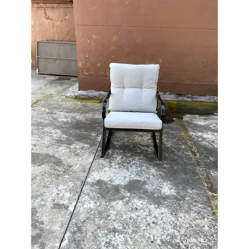 Ensemble fauteuil à bascule et table basse de taille moyenne, hauteur de chaise ergonomique conçue pour réduire la flexion des genoux