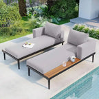 Lit de jour d'extérieur moderne en métal avec espaces latéraux recouverts de bois, chaises longues rembourrées 2 en 1