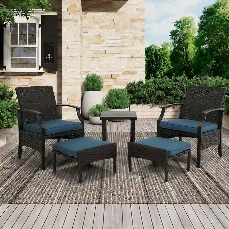 Ensemble de conversation de patio 5 pièces avec coussins, table basse et pouf