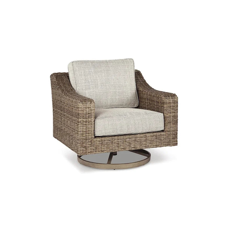 Table brasero Beachcroft marron/beige, signée Ashley Beachcroft, avec 4 fauteuils pivotants Nuvella.