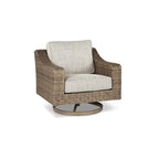 Table brasero Beachcroft marron/beige, signée Ashley Beachcroft, avec 4 fauteuils pivotants Nuvella.