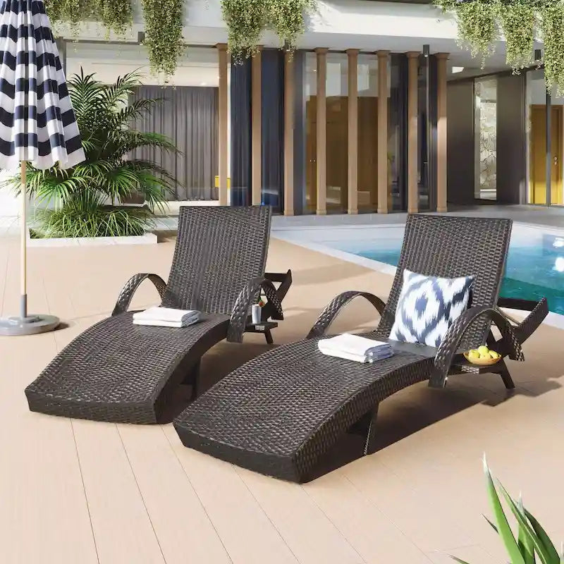Ensemble de 2 chaises longues en osier de 80 cm, chaise longue de patio en rotin inclinable avec table d'appoint coulissante et dossier réglable ergonomique