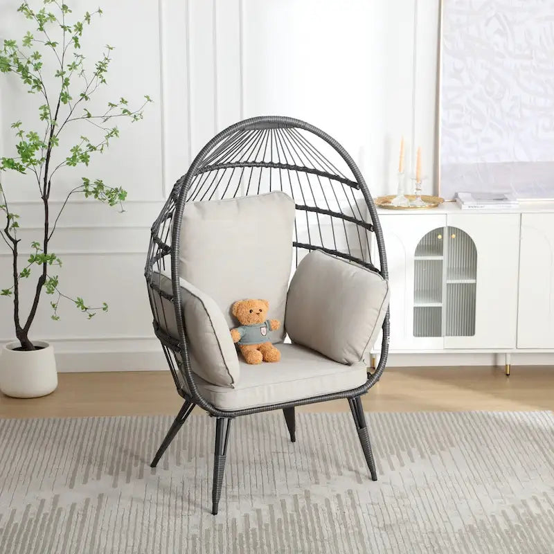 Grande chaise longue surdimensionnée avec support