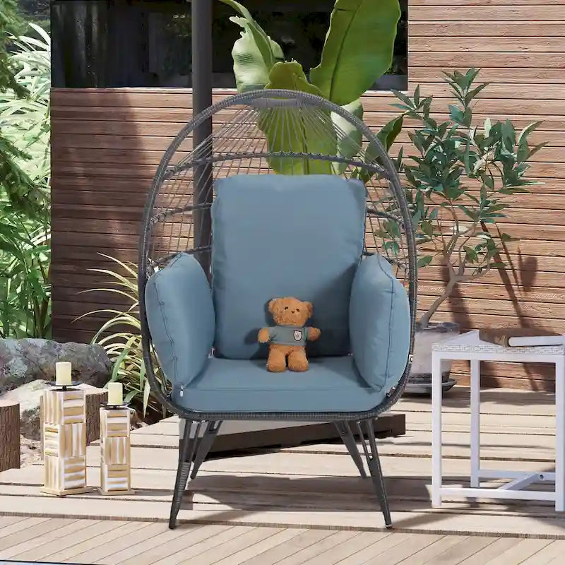 Grande chaise longue surdimensionnée avec support