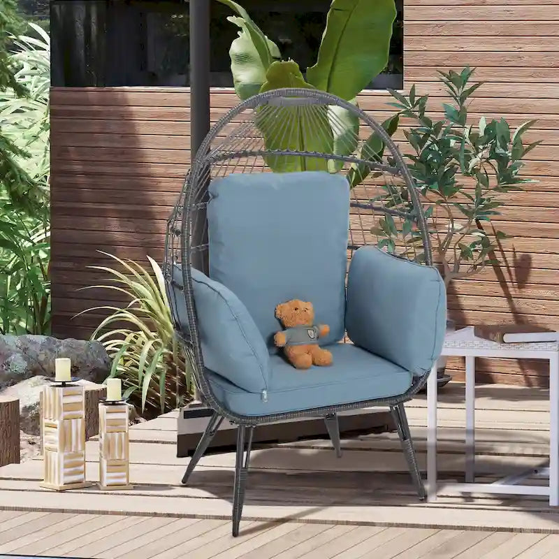 Grande chaise longue surdimensionnée avec support