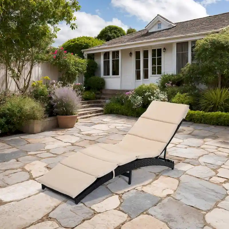 Chaise longue de patio pliable, chaise longue d'extérieur en rotin
