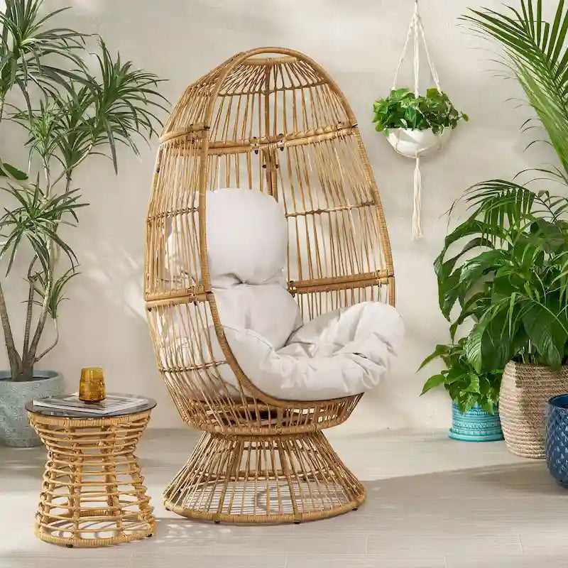 Fauteuil en osier Oaks Aura au design abstrait en maille, fauteuil pivotant en rotin tressé artisanal en forme d'œuf, fauteuil en forme de panier avec coussin
